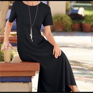 Travelsmith black maxi dress Size Small